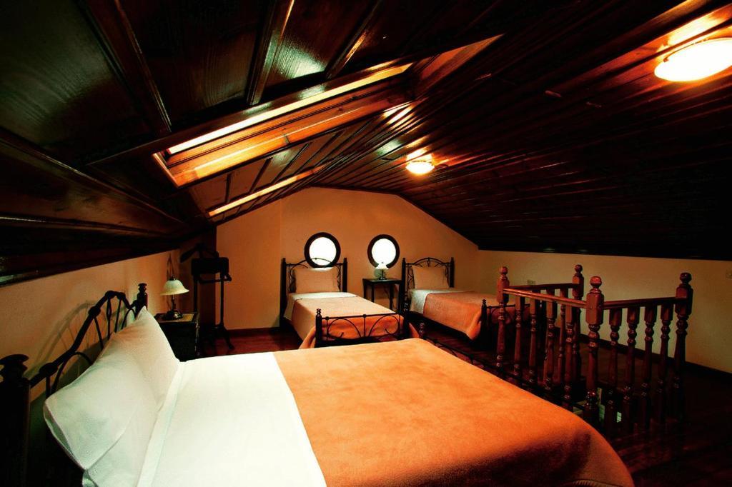 Villa Kastanodasos Emporio  Стая снимка